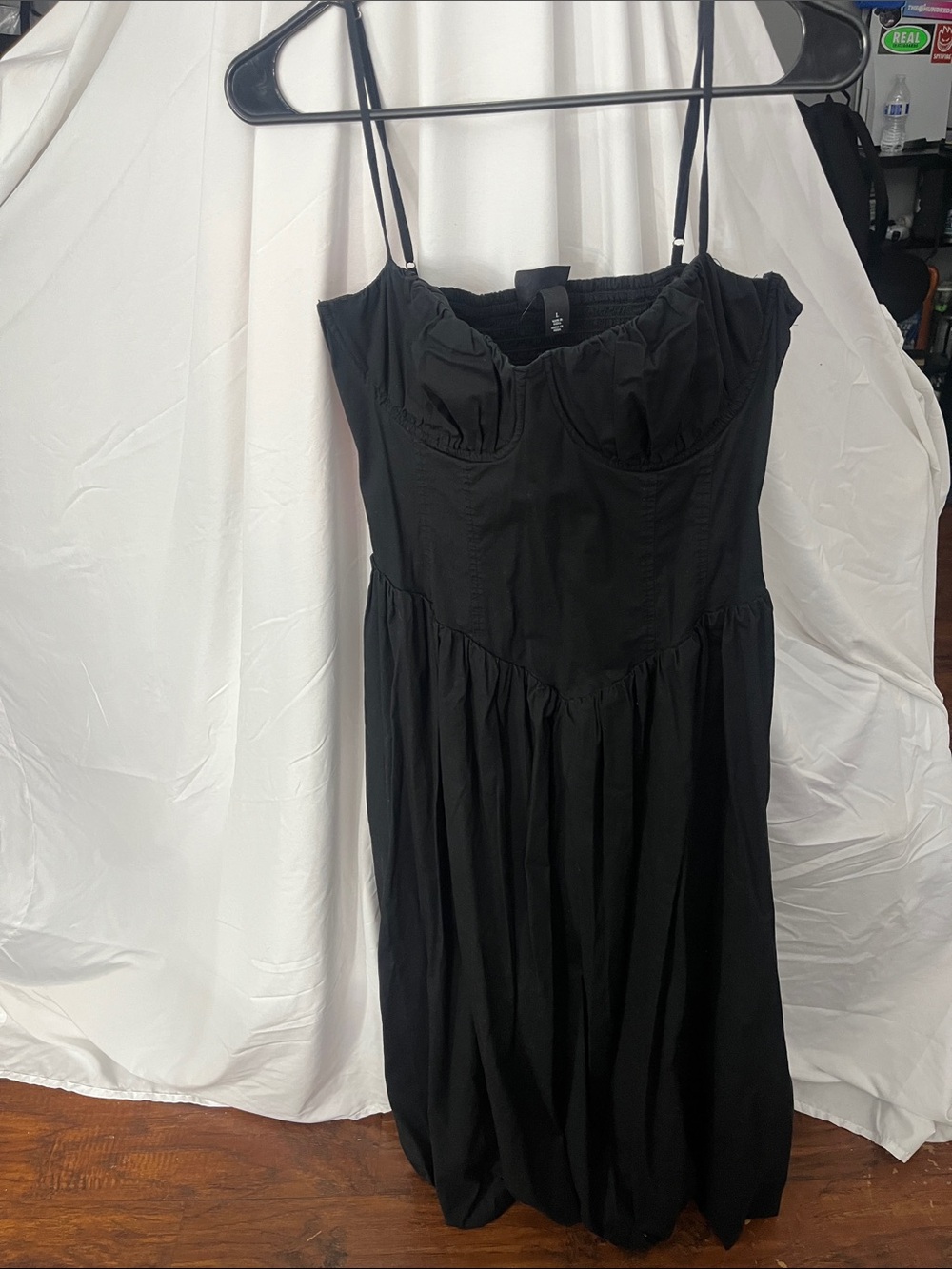 Classic Black Midi Dress with Spaghetti Straps